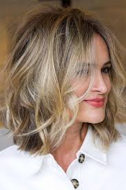 Your elegance in medium bob hairstyle can also be enhanced by just upgrading your medium bob with the choppy finish for the ends. 30 Choppy Bob Hairstyles For All Moods And Occasions Lovehairstyles
