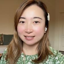 Elizabeth Almendarez's Instagram, Twitter & Facebook