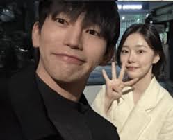 This photo proves that Yuk Junseo and Lee Sian are really a couple : If  they broke up, they wouldn't be able to take pictures like this. :  r/Singlesinferno2