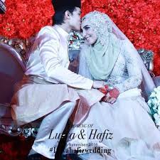 Hafiz muhammad awais qadri official assalam o alikom dear viewer's, i am hafiz muhammad awais qadri this channel is purely generated for islamic content lik. 5 Gambar Kahwin Lufya Omar Dr Hafiz