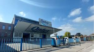 Kathrin Carvajal only-i inquired if I could use the private room with her