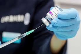 El derecho a hacer la pausa en el uso de la vacuna astrazeneca no es porque no sea segura, sino porque permite ganar. Sanidad Dejara Sin Proteccion A Quienes Rechacen La Vacuna De Astrazeneca