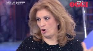 Lo superai solo quando cantai a sanremo zingara, con i capelli raccolti in una treccia e il naso bene in vista. Iva Zanicchi La Sua Imprecazione In Diretta Tv Diventa Virale Guarda Il Video Video