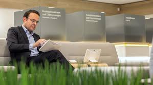 Последние твиты от bank&zukunft (@bankundzukunft). Fintech Filiale Fortschritt Funf Thesen Fur Die Bank Der Zukunft