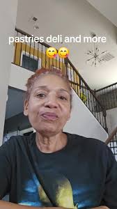 Tracey Epps (@traytray1102)