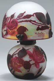 Check out our muller freres selection for the very best in unique or custom, handmade pieces from our table lamps shops. Muller Freres Lampe De Table Roses Vers 1920 Roses A Cameo Glass Table Lamp By Muller Freres Circa 1920 The Shade And Base Signed En Verre M Lampen Lampe