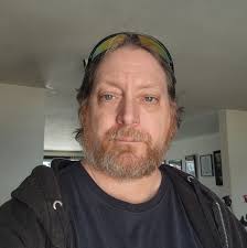 Hi there I'm malcolm I'm new here Looking for a serious relationship