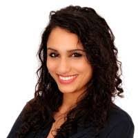 Evelyn Starr's Instagram, Twitter & Facebook