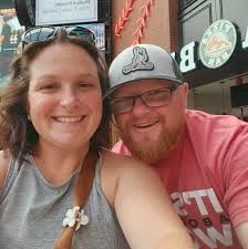 Hello there, Can someone recommend a good course for small engine repairs  for ladies? I have many small engine items that need some work and thought  I would dabble with trying to