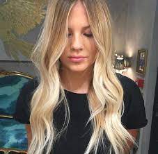 Mar 28, 2022 · i capelli baciati da sfumature e colpi di luce sono sempre di grande effetto. 35 Idee Su Capelli Base Scura Punte Chiare Capelli Bellezza Dei Capelli Acconciature