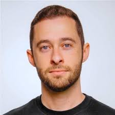 What do a medical student, an economics student, and a computer science  student have in common? 🩺📊💻 They're all part of Cactus Capital