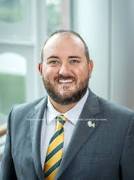 Claudia Crews's Instagram, Twitter & Facebook