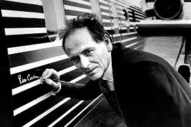 We are all proud of his tenacious ambition and the daring he has shown throughout his life, his family said in a statement. Die Grossten Mode Designer Pierre Cardin Der Vordenker Des Space Zeitalters Carlmarie Magazin