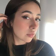 Daniela Adame (@adameee98)