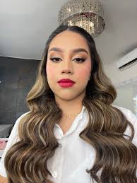 nomas cortan con su vato y ya se creen las mas fiesteras de Tampico