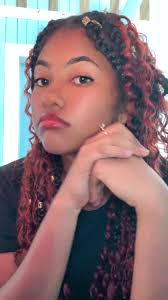 Lesa🇬🇾 (@lesacamalabell)