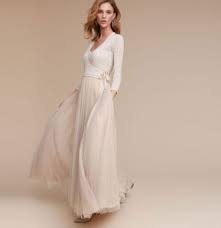 Die passen natürlich perfekt, können aber auch zu anderen kleidern kombiniert werden. Was Uber Brautkleid Anziehen So Wird Der Look Perfekt