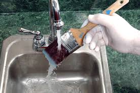 to clean latex paint from paint brushes