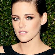 Find out how to recreate the star's smoldering eye makeup. 15 Of Kirsten Stewart S Best Hair Looks