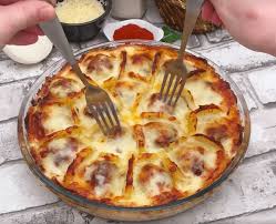 Boil Potatoes And Slice Them Arrange With Meatballs And Cheese And Bake For A Delicious French Treat Easy Gratin Boiled Potatoes Recipes