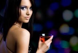 Cet homme cherche clairement à flirter avec vous et à savoir s'il vous plaît aussi ! Ma Femme Regarde Les Autres Hommes Faut Il Lui En Parler