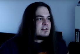 Radics peti likely has additional revenue sources. Hoppa Radics Peti Visszavonul Nem Csinal Uj Videokat Bizonytalan Ideig Szmo Hu