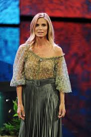 Filippa lagerback manda un messaggio a daniele bossari prima di che tempo che fa. Filippa Lagerback Che Tempo Che Fa In Milan 10 02 2017 Celebmafia