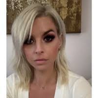 Victoria Piper's Instagram, Twitter & Facebook