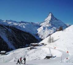 Cm a companhia da neve. Conheca 7 Destinos Para Esquiar E Curtir A Neve Na Europa