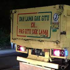 Gprs = gas poll rem setitik 47. Status Status Lucu Dan Galau Di Bak Belakang Mobil Truk Berbagi Tak Pernah Rugi
