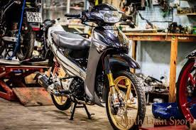 Dikesempatan ini akan share kumpulan gambar wallpaper foto honda supra x 125 modifikasi. Gokil Motor Bebek Sekelas Honda Supra X Aja Pakai Upside Down Gridoto Com