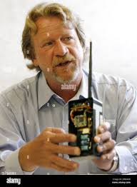 Russell Breeding's Instagram, Twitter & Facebook