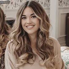 Katie Harley (ktzeppenfeld)