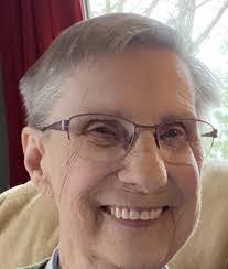 Cheryl Dee's Instagram, Twitter & Facebook