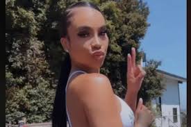 Travis Kelce's Mom: He 'Shot for the Stars' by Romancing Taylor