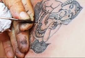 Without treatment, complications of a skin infection, such as a deeper infection, and, rarely, sepsis before deciding on a tattoo, people should learn as much as they can about the possible short term effects and how to prevent a problem. What To Do When Tattoos Go Bad