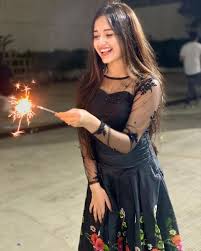 Pin On Celebrities Wallpapers Download jannat zubair rahmani official latest version 1.9422.0001 for android, click the direct download link below to download apk file with maximum download speed. pin on celebrities wallpapers