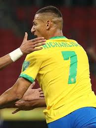 Confira as datas e horários, veja o placar ao vivo e acompanhe os detalhes de cada partida. A Selecao Brasileira Na Encruzilhada 05 06 2021 Uol Esporte