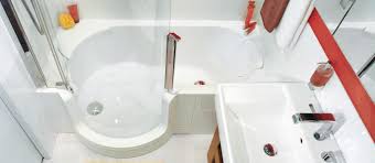 Eine whirlpoolwanne mit niedrigem einstieg. Artweger Twinline 1 Badewanne Mit Dusche Baddepot De