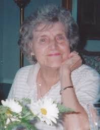 Loretta Chamberlain's Instagram, Twitter & Facebook