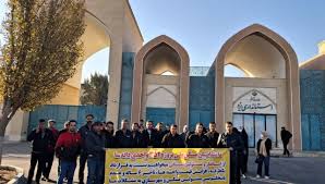 تجمع اعتراضی کارکنان فولاد مادکوش بندرعباس، متقاضیان مسکن یزد، پیمانکاران خوزستان بازنشستگان تهران و شوش و رانندگان ایزوایکو هرمزگان