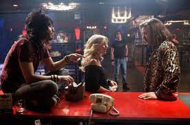 When both protagonists fall in love, their pairing unleashes a series of events and violent fights between both sides. Diego Boneta Bilder Star Tv Spielfilm