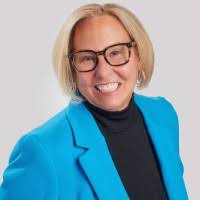 I am honored to announce that Marvin Mendoza has joined our HR leadership  team as the Vice President of Talent, Learning and DEI! Marvin has over 25  years of experience leading and