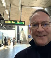 Thomas Heitz's Instagram, Twitter & Facebook