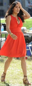 And on friday salma hayek put her incredible curves on full display during a steamy photoshoot in la. Salma Hayek Nearly Bursts Out Of Her Hard Working Dress For The Second Time In A Week Daily Mail Online
