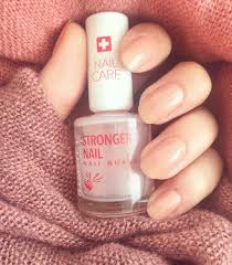 Tirnaklarima Iyi Gelen Bir Urunden Bahsedecegim Rimmellondonturkiye Ye Ait Bu Urun Gecici Bir Tirnak Sertlestiricibu Bu Urunu Nails My Nails Strong Nails