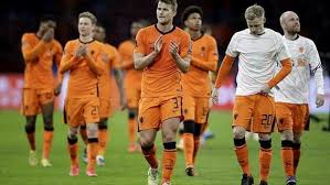 De ligt nhận thẻ đỏ trung vệ juventus đẩy tuyển hà lan vào thế khó sau tình huống phòng ngự lúng túng ở đầu hiệp hai trận gặp ch czech tại vòng 16 đội euro 2020. Euro 2020 CÆ¡ Há»™i Chá»‰ Ro Rang HÆ¡n Cho Ha Lan Sau Vong Báº£ng Bao Vietnamplus