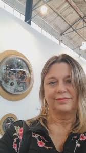 En el contexto de la próxima exposición- homenaje que realizaremos en  @galeriacaba a la artista chilena Paulina Humeres titulada "Autoscatto", la  destacada Historiadora del arte, investigadora y curadora argentina Andrea  Giunta @andreagiunta2017