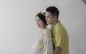  Selamat Ardina Rasti Lahirkan Anak Kedua