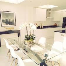 A Modern Style Nowadays Becomes The Favorite Of A Lot Of People It Is Because Dining Room Table Centerpieces Glass Dining Room Table Contemporary Dining Table